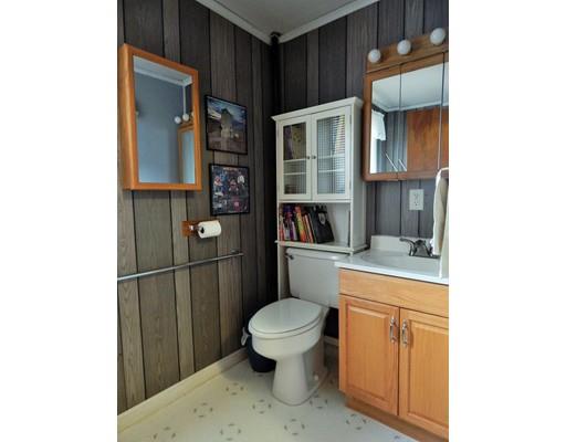 13 Gaugh St, Easthampton, MA 01027 photo 10