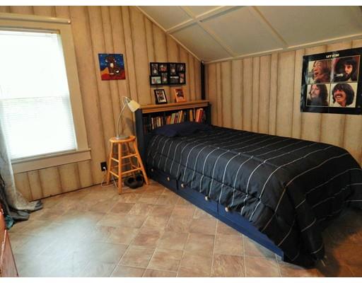 13 Gaugh St, Easthampton, MA 01027 photo 13