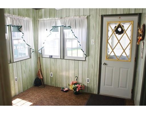11 Pearson St, Chelmsford, MA 01824 photo 4