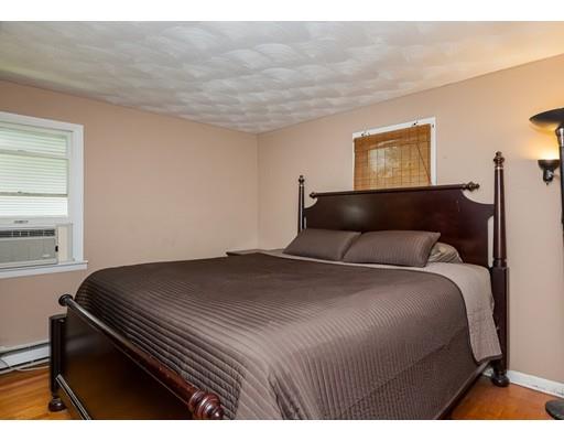 117 Portulaca Dr, Springfield, MA 01129 photo 8