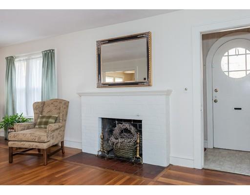 97 Gillette Ave, Springfield, MA 01118 photo 9