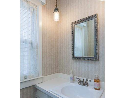 97 Gillette Ave, Springfield, MA 01118 photo 11