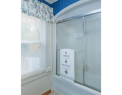 97 Gillette Ave, Springfield, MA 01118 photo 15
