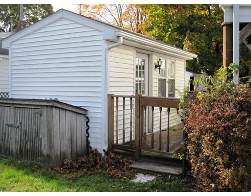 139 Osborne Ter, Springfield, MA 01104 photo 4