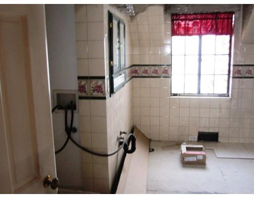 139 Osborne Ter, Springfield, MA 01104 photo 19