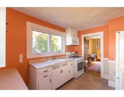 7 Temple St, Reading, MA 01867 photo 5