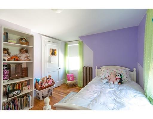 7 Temple St, Reading, MA 01867 photo 9