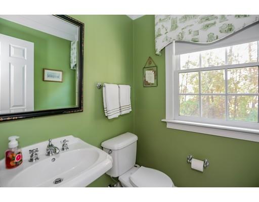 70 Culloden Dr, Canton, MA 02021 photo 11