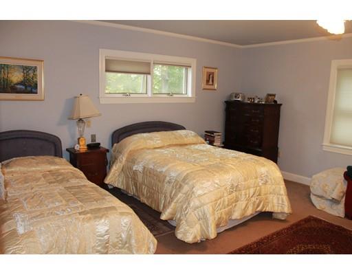 76 Summit Ave, Brookline, MA 02446 photo 12