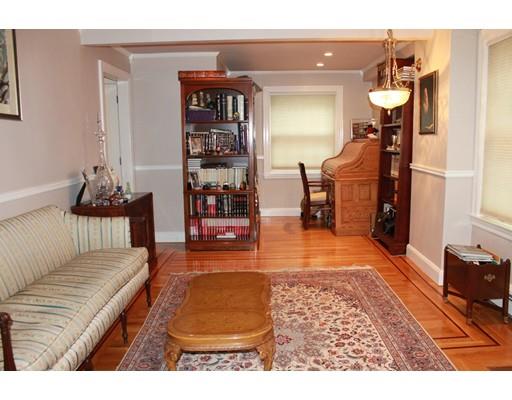 76 Summit Ave, Brookline, MA 02446 photo 4