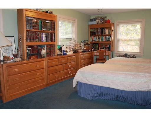 76 Summit Ave, Brookline, MA 02446 photo 13