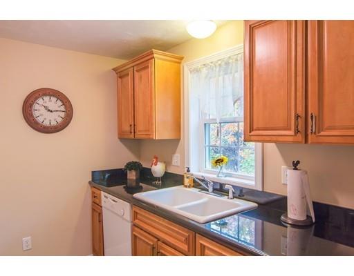 12 Sophia Dr, Worcester, MA 01607 photo 11