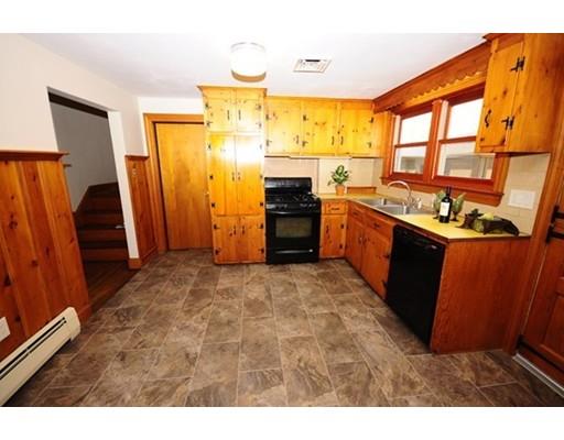 40 Darius St, Methuen, MA 01844 photo 5