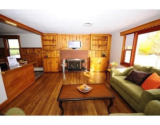 40 Darius St, Methuen, MA 01844 photo 2