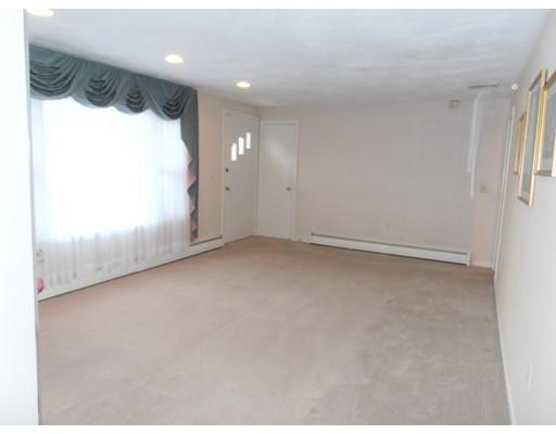 102 Bellamy Rd, Springfield, MA 01119 photo 6