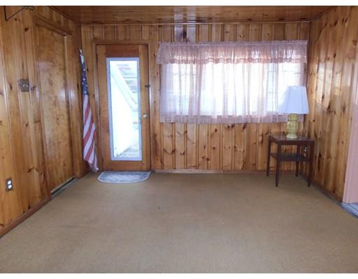 102 Bellamy Rd, Springfield, MA 01119 photo 2