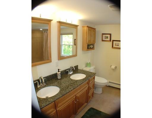10 Maple Valley Rd, Lynn, MA 01904 photo 22