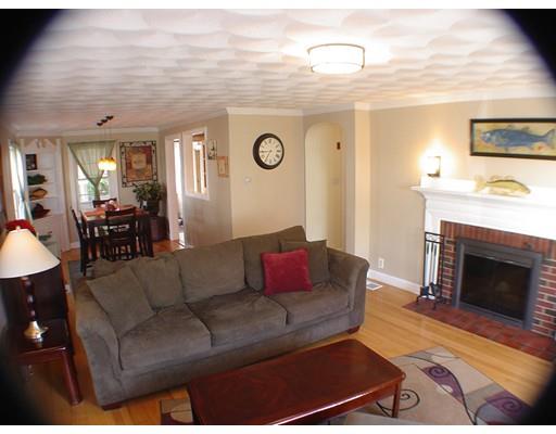 10 Maple Valley Rd, Lynn, MA 01904 photo 8