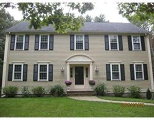 1 Saw Mill Pond Rd, Hingham, MA 02043 photo 3