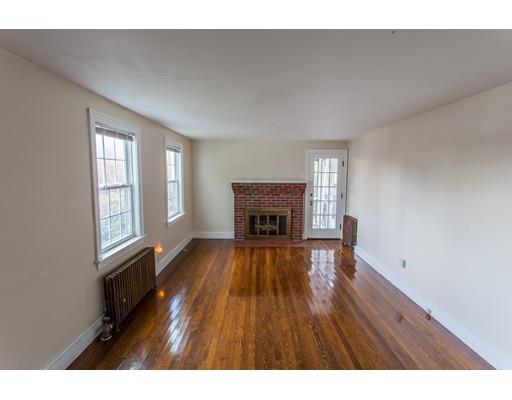 11 Bay Edge Dr, Worcester, MA 01604 photo 4