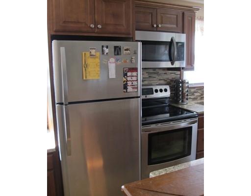 124 Blanche St, Springfield, MA 01119 photo 12