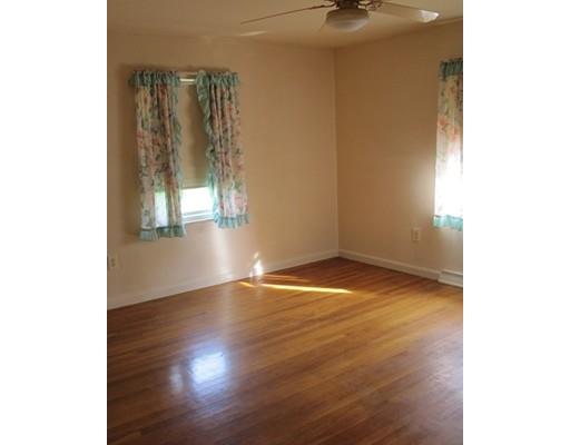 124 Blanche St, Springfield, MA 01119 photo 7