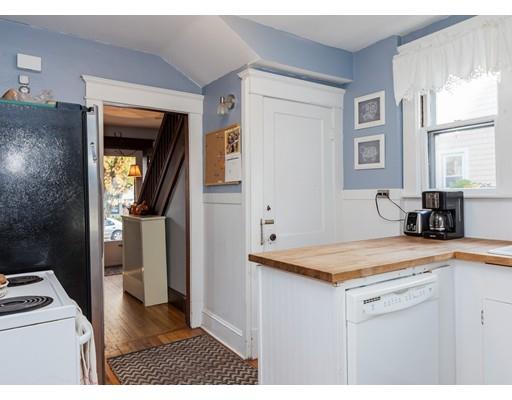 58 Meredith St, Springfield, MA 01108 photo 15