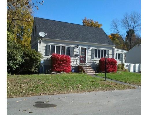 14 Brian Rd, Lowell, MA 01850 photo 2