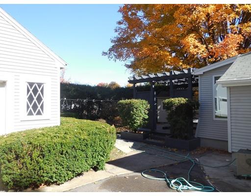 3 Lang Ave, Easthampton, MA 01027 photo 4