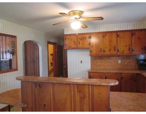 6 Emerson Rd, Worcester, MA 01606 photo 5