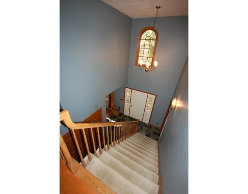 4 Crestview Dr, Mendon, MA 01756 photo 19