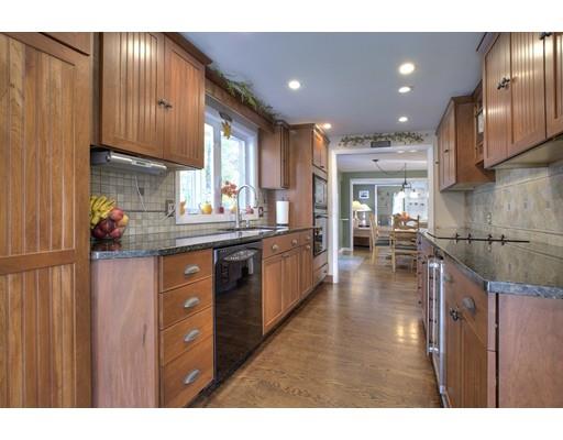 106 Maple Ave, Atkinson, NH 03811 photo 6