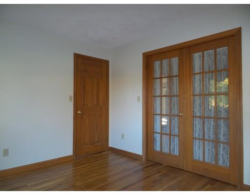 114 Avalon St, Reading, MA 01867 photo 5