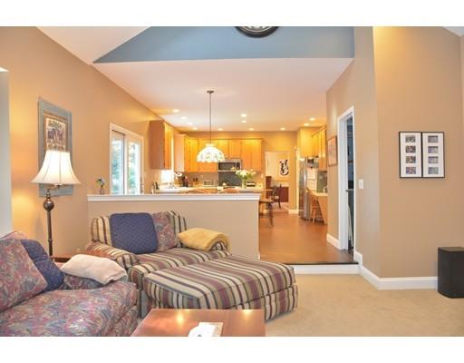 19 Foundry Rd, Sharon, MA 02067 photo 6