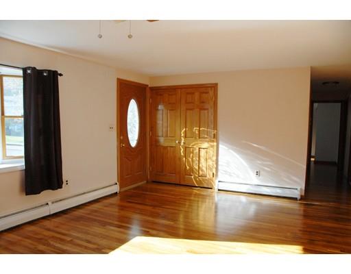 75 Valley St, Salem, MA 01970 photo 8