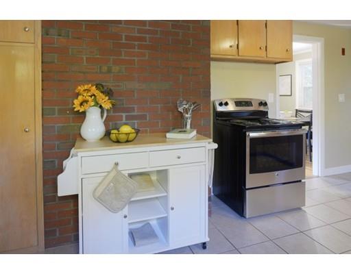 321 Pearl St, Reading, MA 01867 photo 9