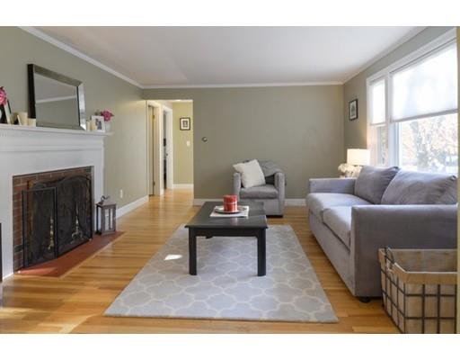 321 Pearl St, Reading, MA 01867 photo 3