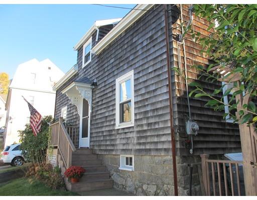 9 Lloyd St, Gloucester, MA 01930 photo 2