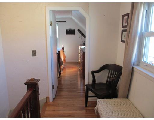 9 Lloyd St, Gloucester, MA 01930 photo 11