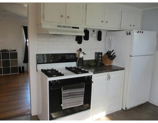 9 Lloyd St, Gloucester, MA 01930 photo 6