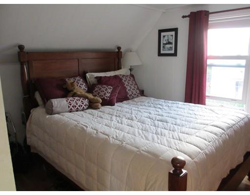 9 Lloyd St, Gloucester, MA 01930 photo 12