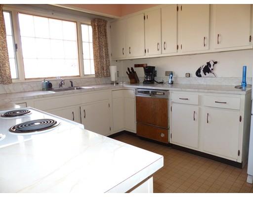 77 Ivy Dr, Athol, MA 01331 photo 4