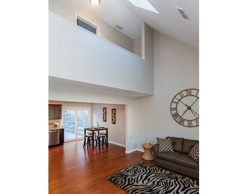 67 Jordan St, Springfield, MA 01129 photo 8