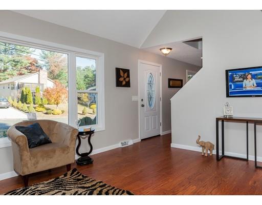 67 Jordan St, Springfield, MA 01129 photo 3