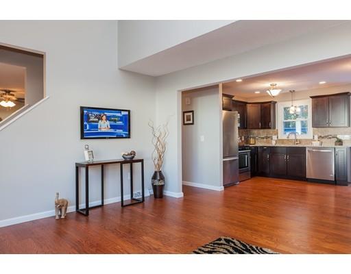67 Jordan St, Springfield, MA 01129 photo 5