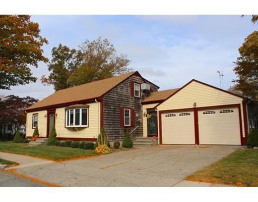 530 Florence St, Fall River, MA 02720 photo 2