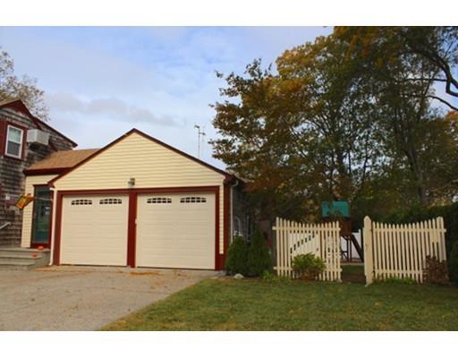 530 Florence St, Fall River, MA 02720 photo 6