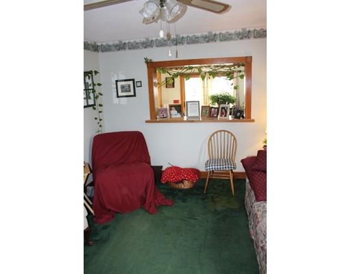 26 Pepin Ave, Easthampton, MA 01027 photo 5