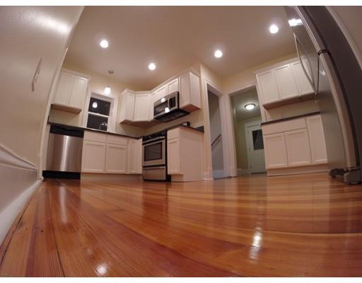 24 Ionia St, Springfield, MA 01109 photo 9