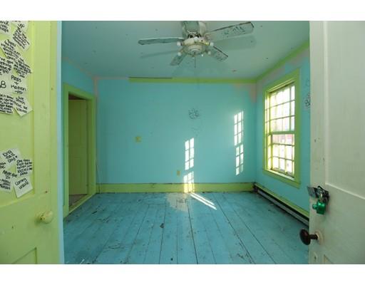 70 Cushing St, Ashburnham, MA 01430 photo 9